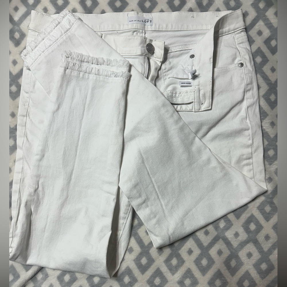 LOFT Women's Cream Flare Jeans